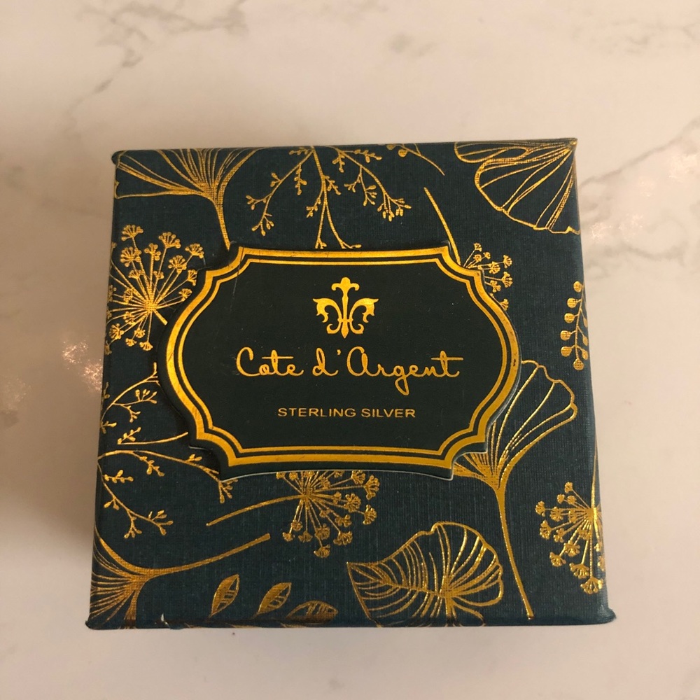 Cote d’Argent Sterling Silver Earrings - Picture 3 of 3